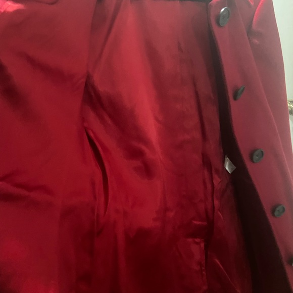 Banana Republic woman’s red coat - Picture 4 of 4